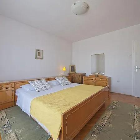 Bili Apartamento Postira